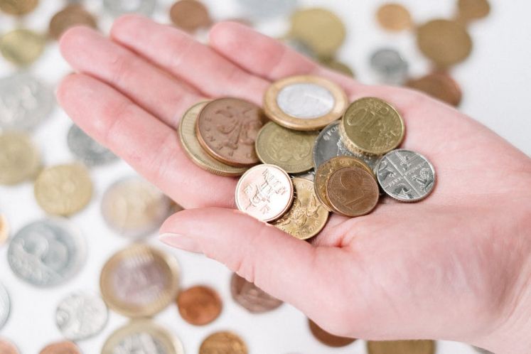 兩宗交易的風(fēng)向標意義