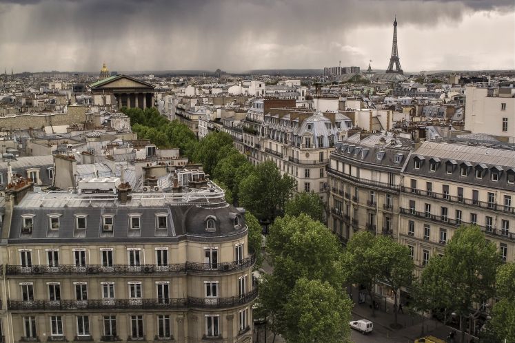 昔日王者變青銅！新的游戲規(guī)則下，民營(yíng)房企的轉(zhuǎn)型陣痛